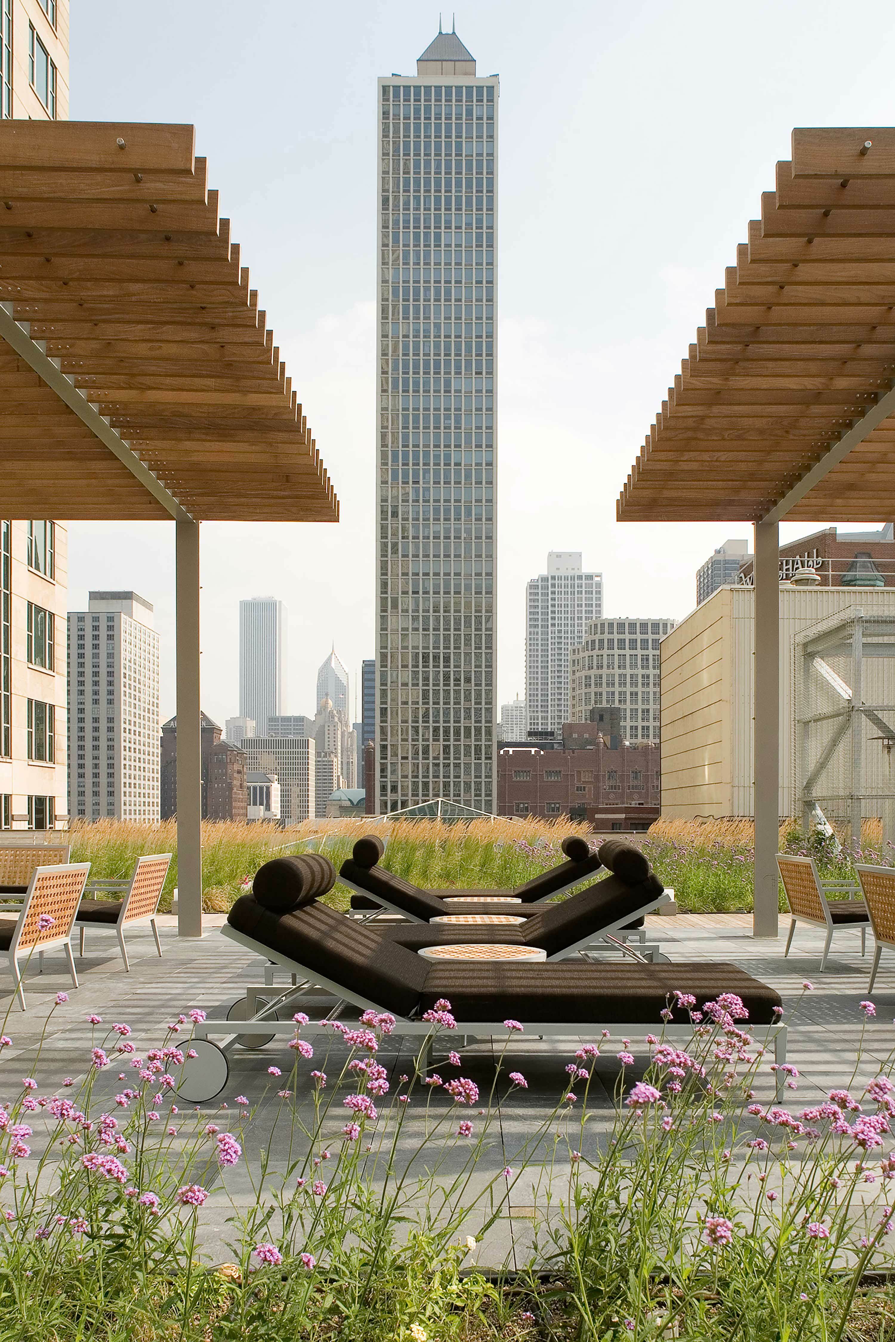4 B lounge chairs patio building 900 nmichiganave rooftop hoerrschaudt