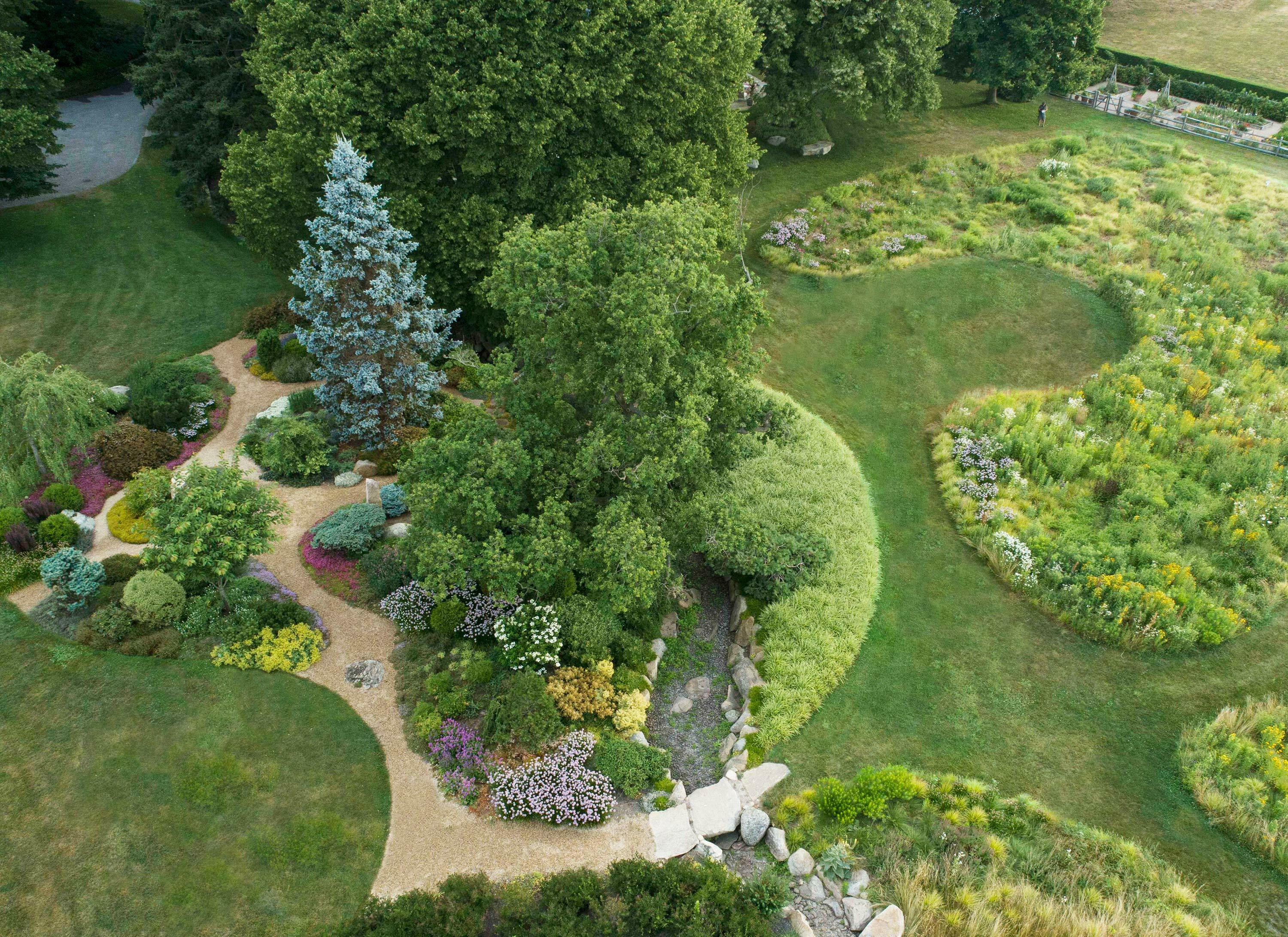Hoerr Schaudt | Third Beach Garden